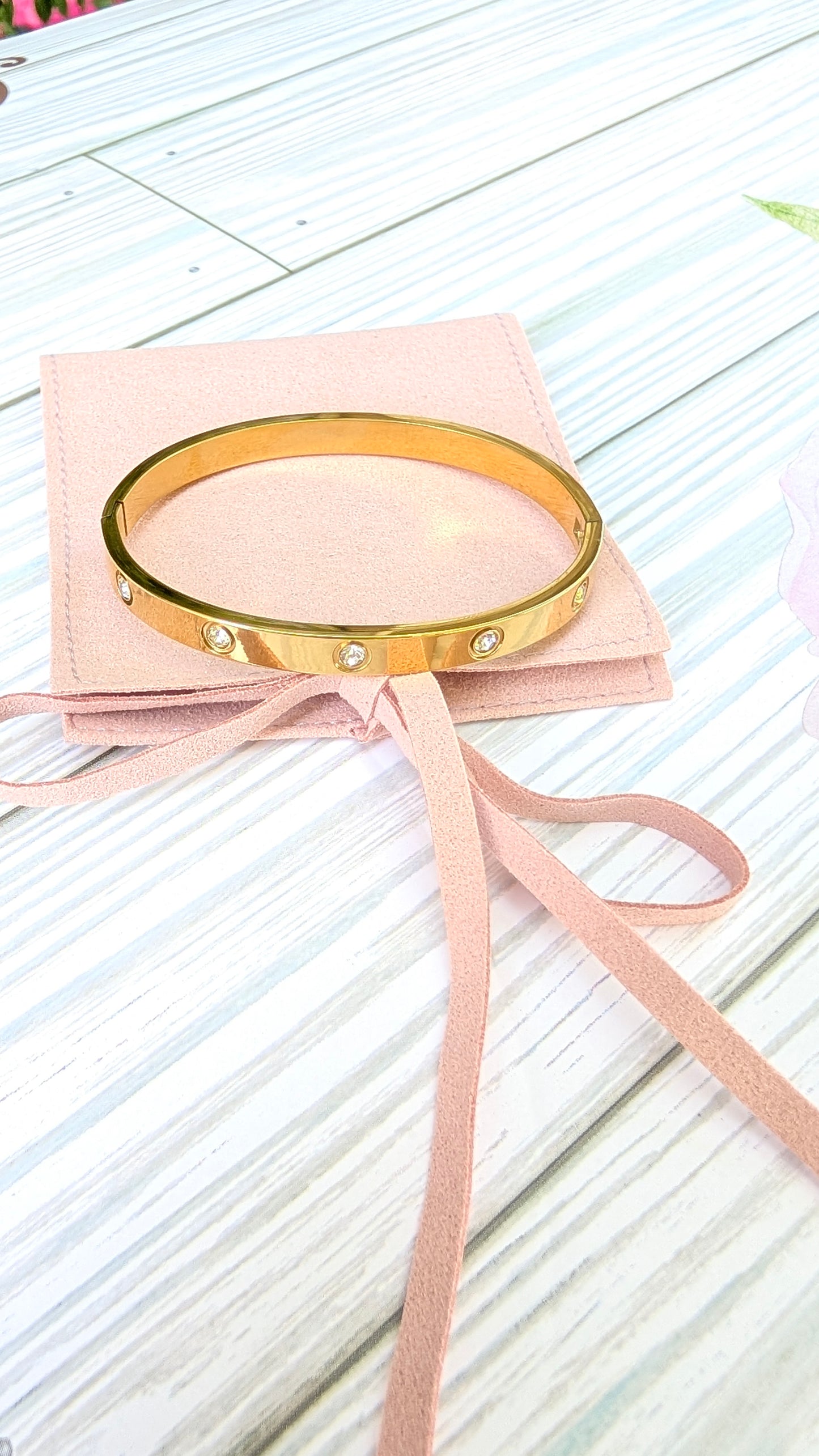 Brazalete dorado